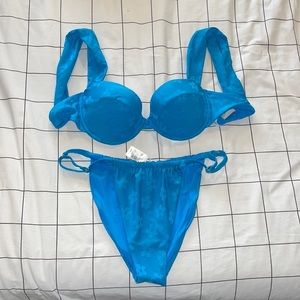 BRAND NWT WeWoreWhat Bikini set